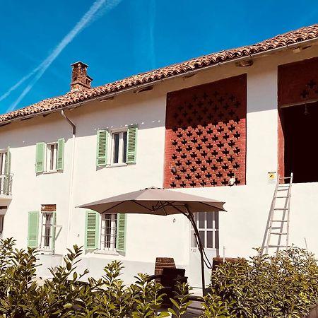 شقة Locazione Turistica Cascina Pela Castagnole delle Lanze المظهر الخارجي الصورة