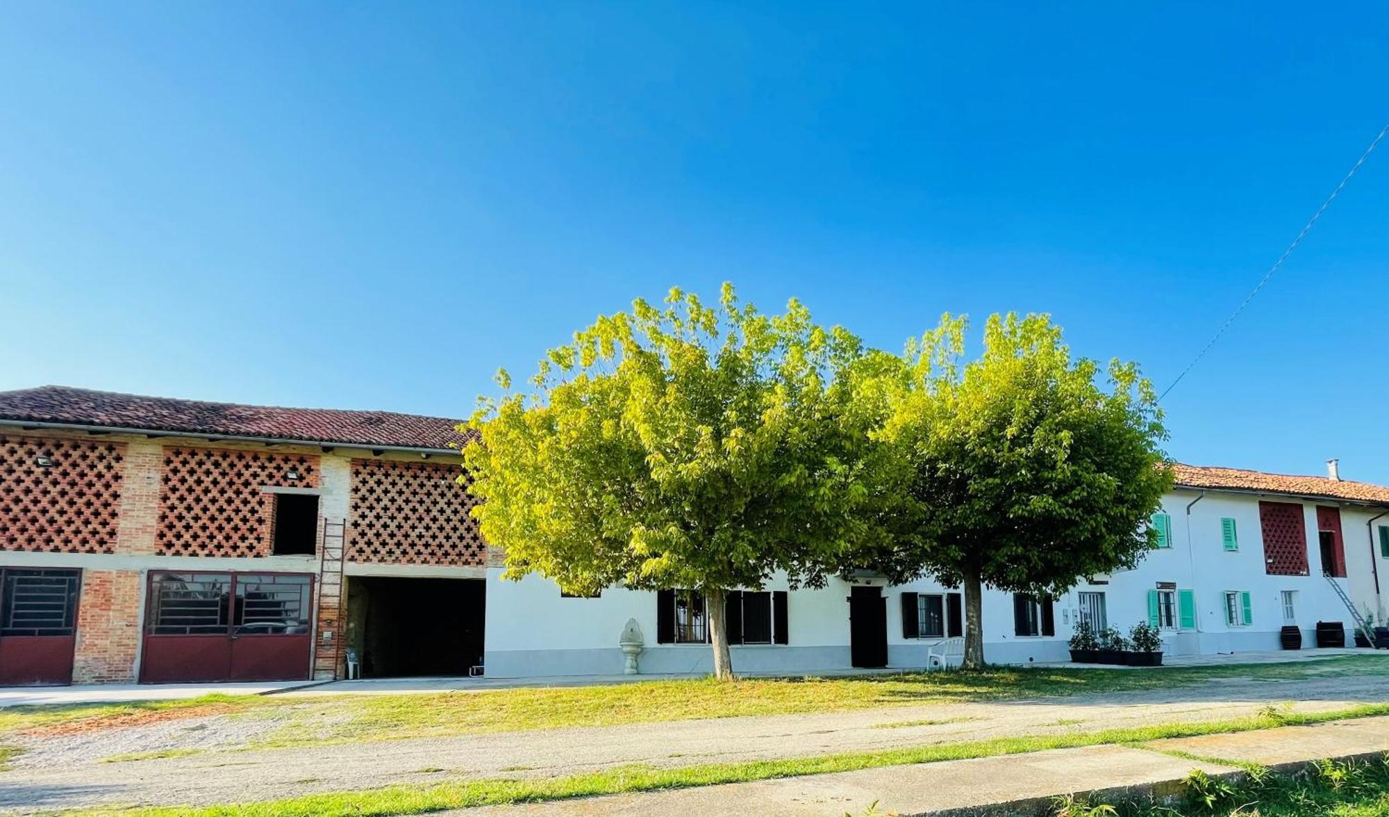 شقة Locazione Turistica Cascina Pela Castagnole delle Lanze المظهر الخارجي الصورة
